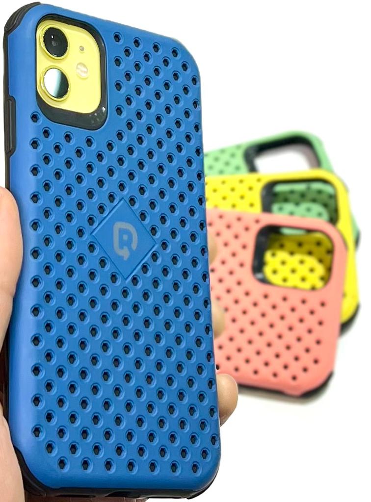 Durable, shock-resistant dotted colored mobile cover